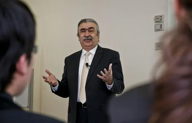 faire un discours en arabe